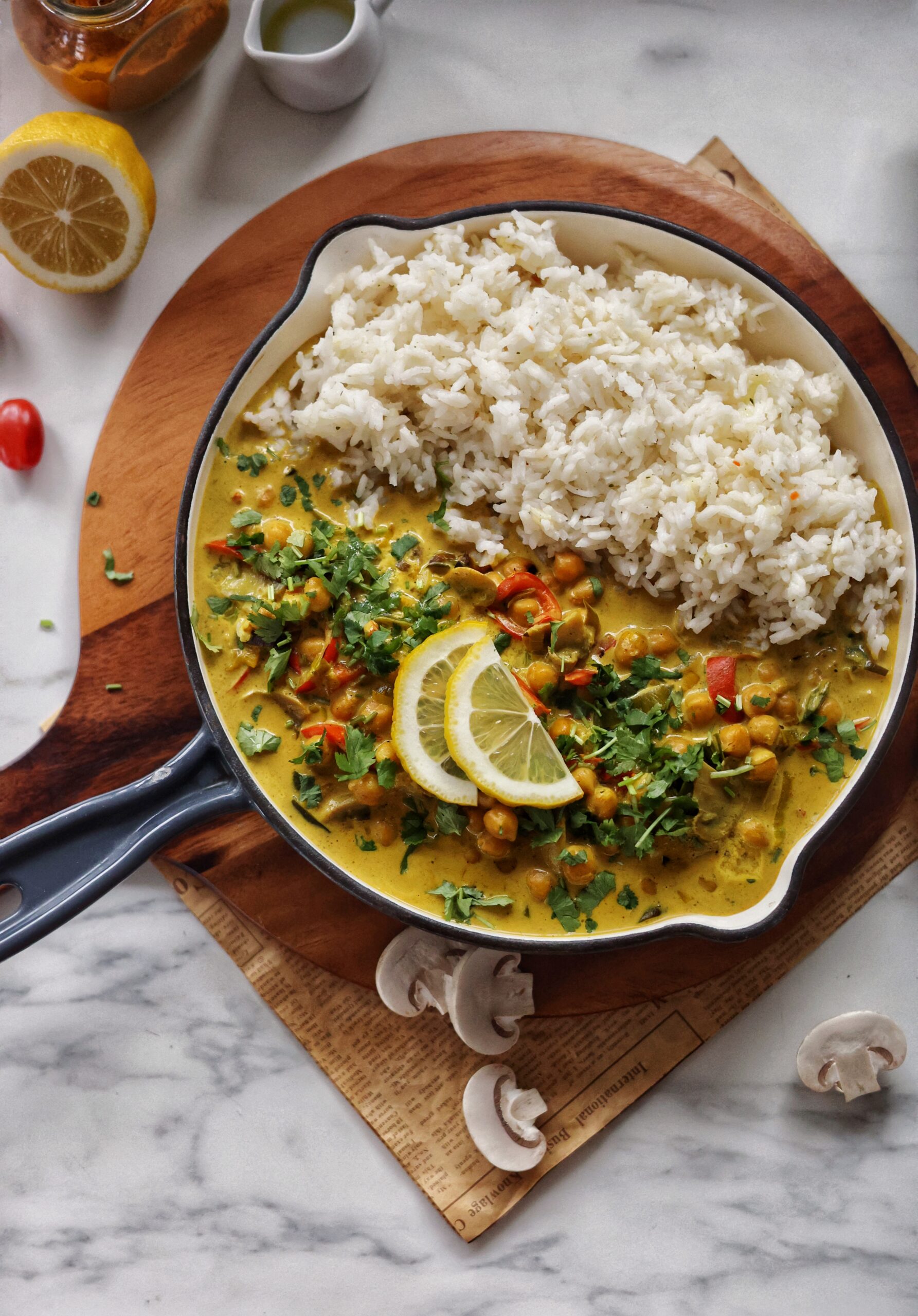Curry vegetarian <br> Cu ciuperci si naut