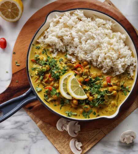 Curry vegetarian <br> Cu ciuperci si naut