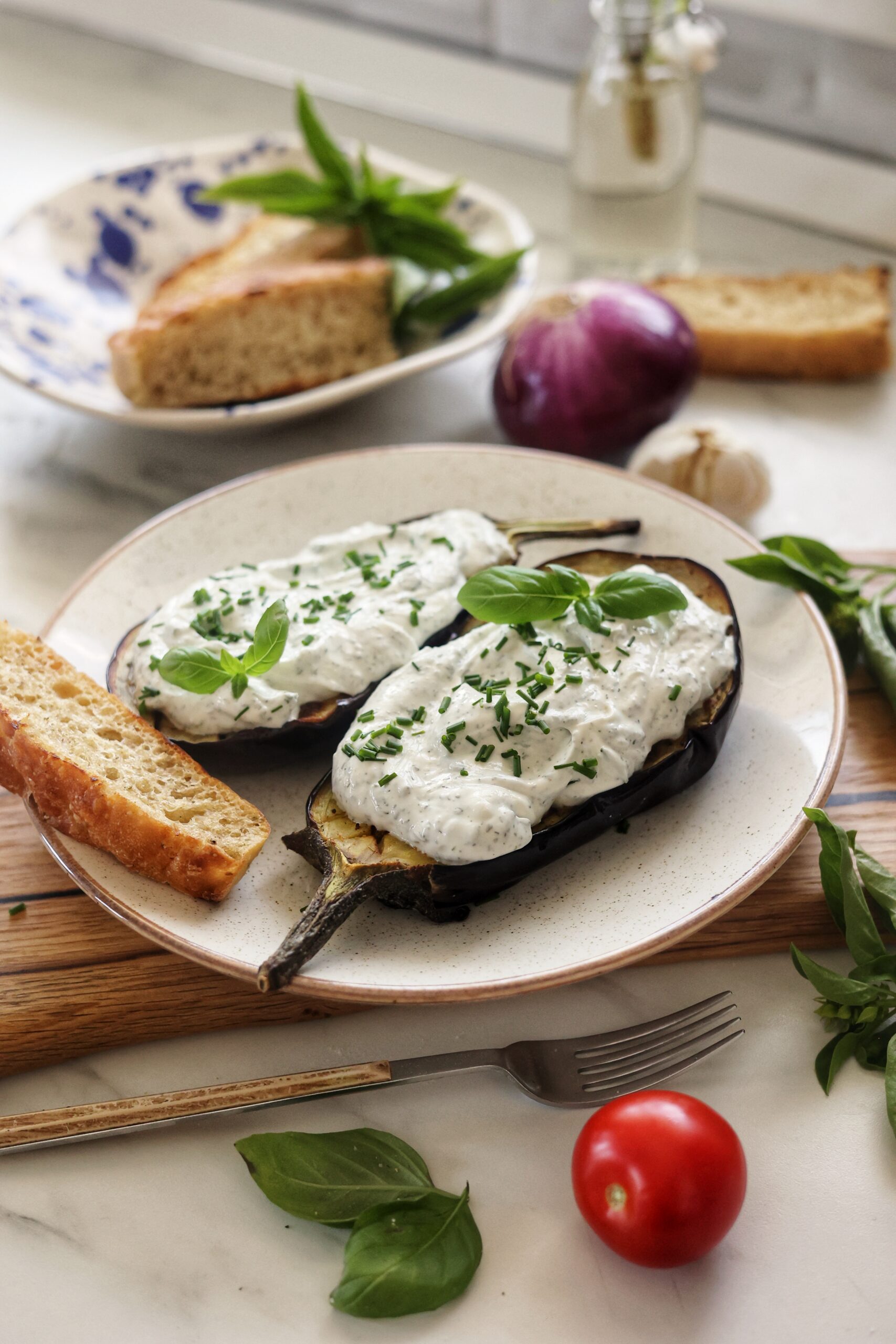 Vinete coapte cu tzatziki