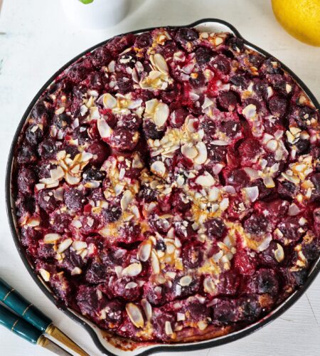 Clafoutis cu visine sau orice alte fructe Clafoutis cu visine sau orice alte fructe