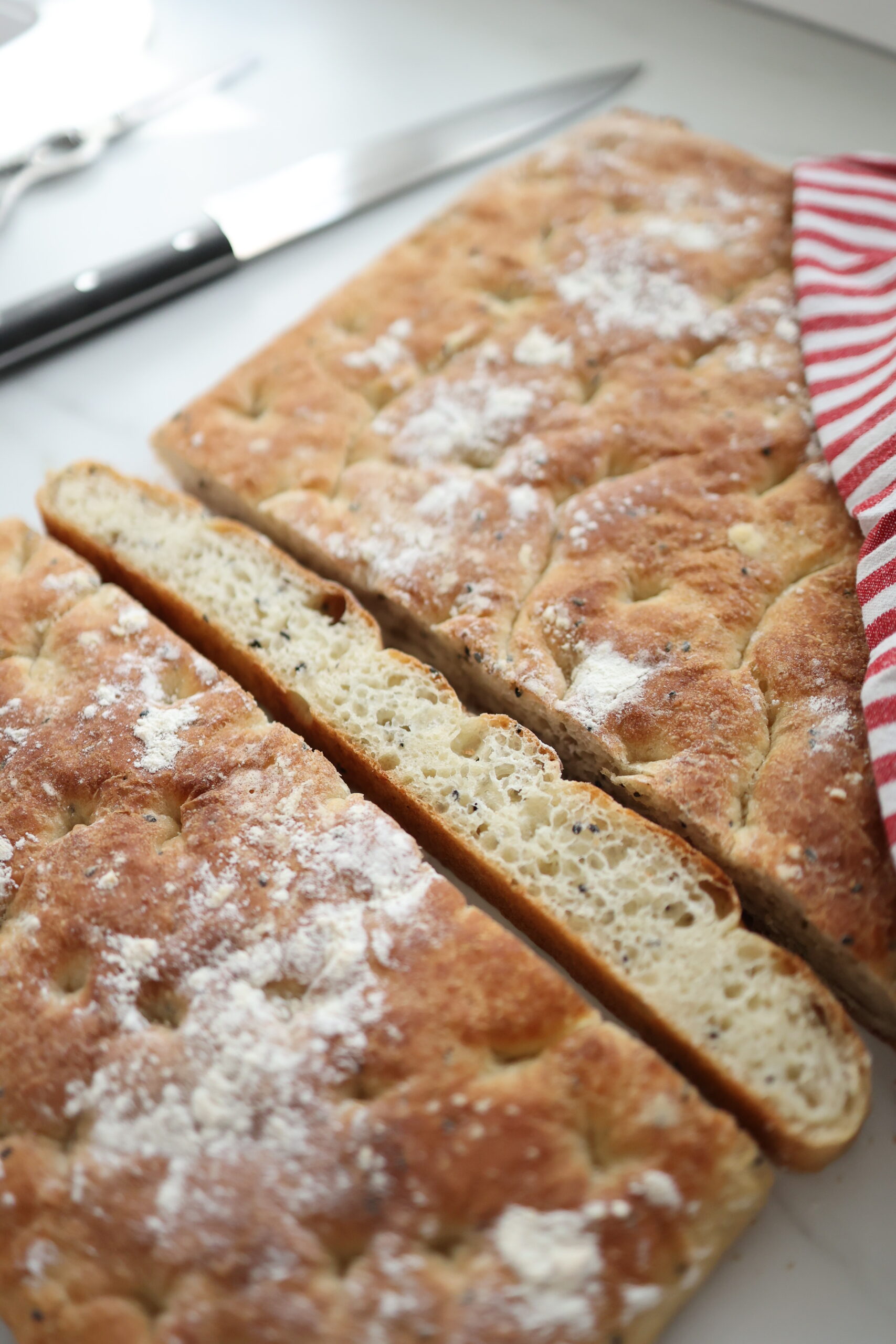 Focaccia cu seminte Focaccia cu seminte