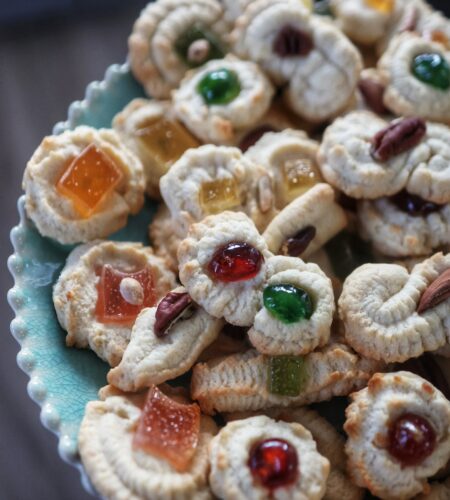 Biscuiti spritati ca in copilarie, deliciosi si frumosi ca o bijuterie