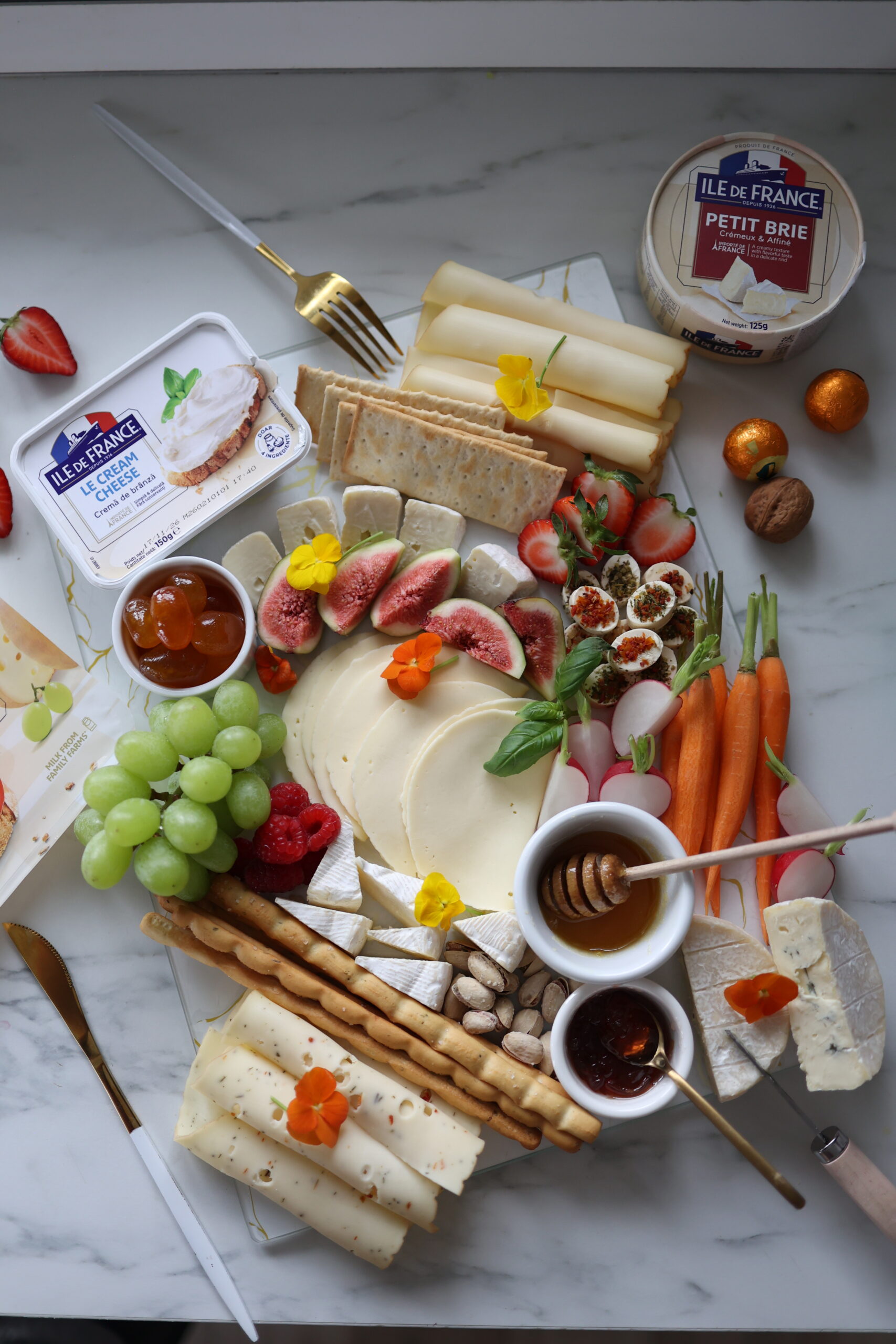 Bon Anniversaire! Sarbatorim 90 de ani de Ile de France 🤍